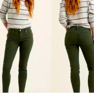 Lucky Brand Olive Green Jean (00/24)